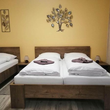 Apartman West Попрад Экстерьер фото